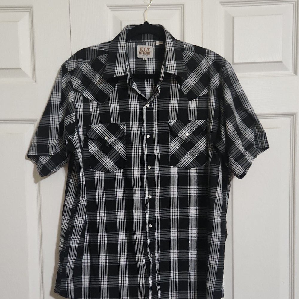 Ely Cattleman Men's Checkered Black and White Shirt